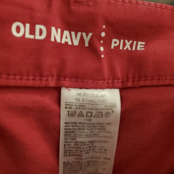 Shorts - Picture 4 of 4